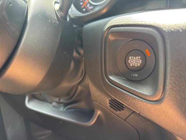 new 2025 Jeep Gladiator car, priced at $28,790