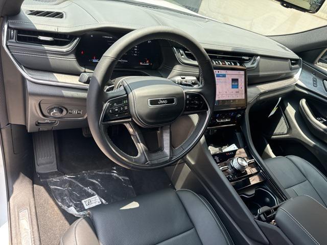 new 2024 Jeep Grand Cherokee car, priced at $50,575