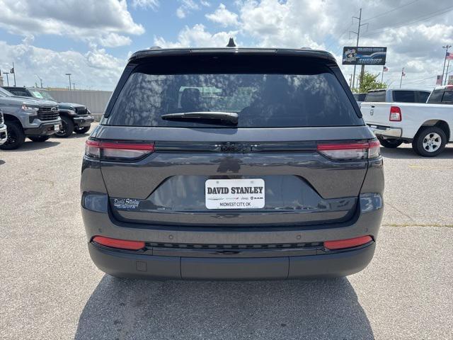 new 2025 Jeep Grand Cherokee car, priced at $34,130