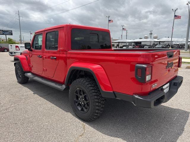 new 2025 Jeep Gladiator car, priced at $38,280