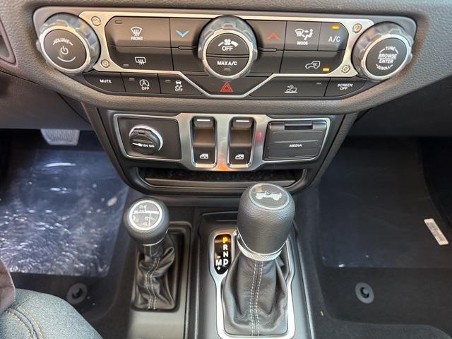 new 2025 Jeep Wrangler car, priced at $31,180
