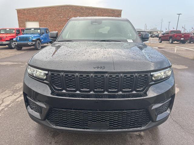 new 2024 Jeep Grand Cherokee car, priced at $34,930