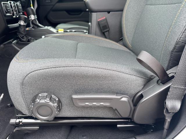 new 2025 Jeep Wrangler car, priced at $53,220
