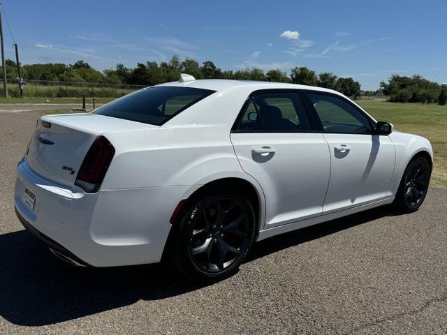 used 2022 Chrysler 300 car, priced at $24,988