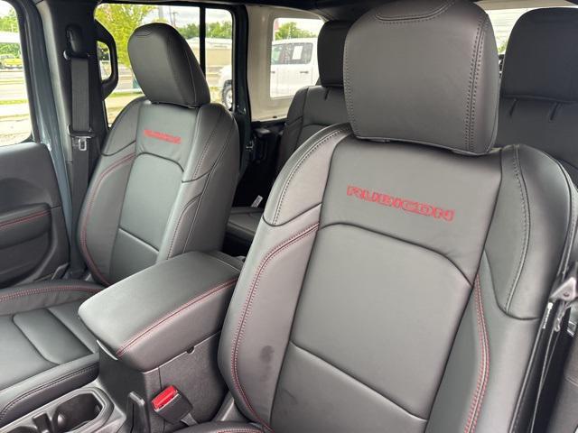 new 2025 Jeep Wrangler car, priced at $56,915