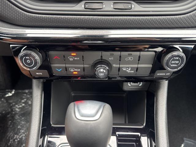 new 2026 Jeep Compass car, priced at $26,285