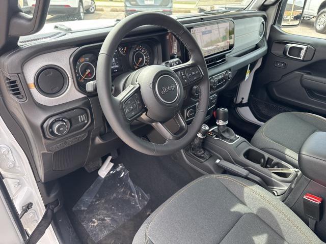 new 2025 Jeep Wrangler car, priced at $40,785