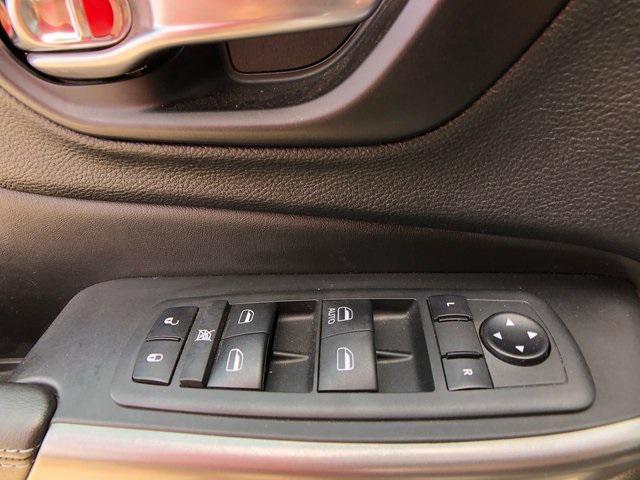 used 2020 Jeep Cherokee car, priced at $20,988