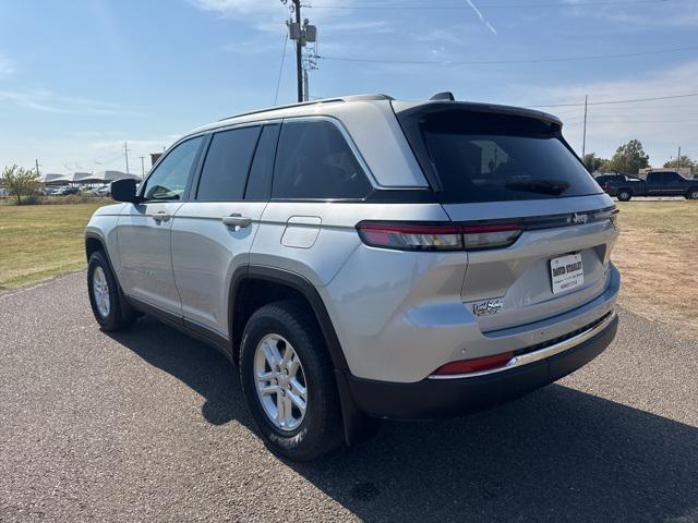 new 2025 Jeep Grand Cherokee car, priced at $30,950