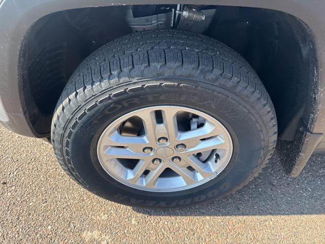 new 2025 Jeep Grand Cherokee car, priced at $30,950