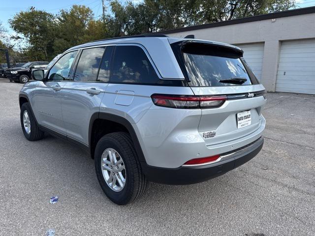 new 2025 Jeep Grand Cherokee car, priced at $30,525