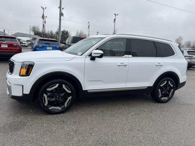 used 2024 Kia Telluride car, priced at $39,988