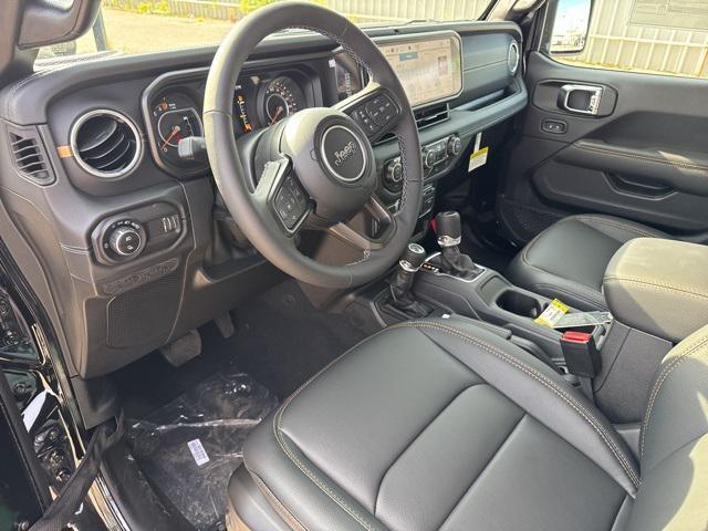 new 2025 Jeep Gladiator car, priced at $38,280