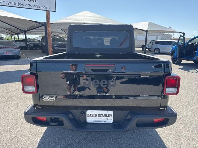 new 2025 Jeep Gladiator car, priced at $35,085