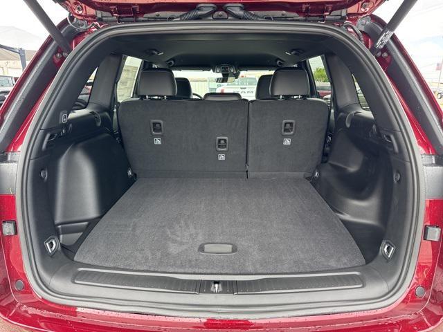 new 2025 Jeep Grand Cherokee car, priced at $35,330