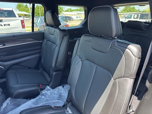 new 2025 Jeep Grand Cherokee L car, priced at $54,570