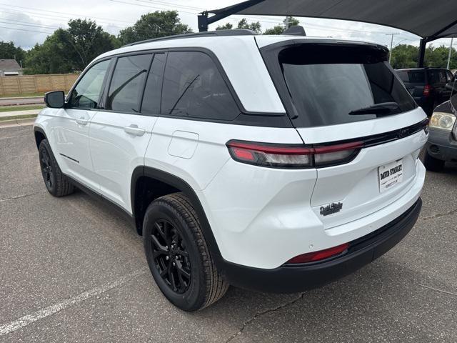 new 2025 Jeep Grand Cherokee car, priced at $35,235