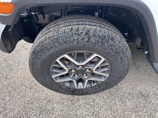 new 2025 Jeep Wrangler car, priced at $49,925