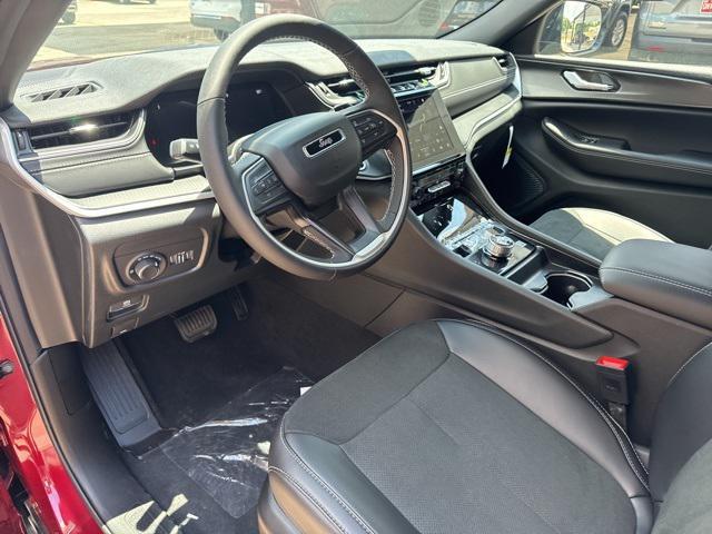 new 2025 Jeep Grand Cherokee L car, priced at $33,130