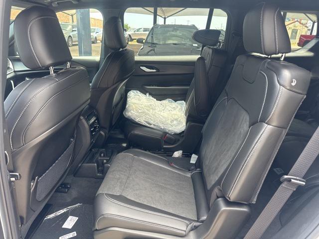new 2025 Jeep Grand Cherokee L car, priced at $36,335