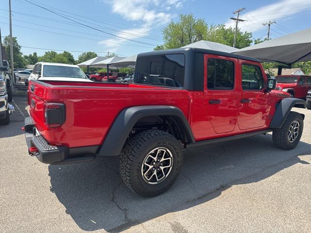 new 2024 Jeep Gladiator car, priced at $50,090