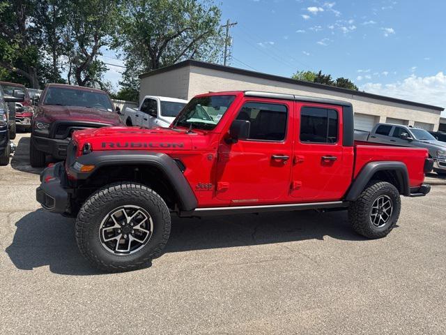 new 2024 Jeep Gladiator car, priced at $50,090