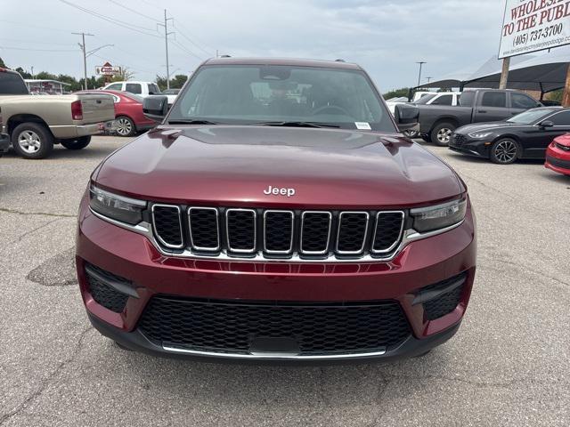 new 2025 Jeep Grand Cherokee car, priced at $33,125