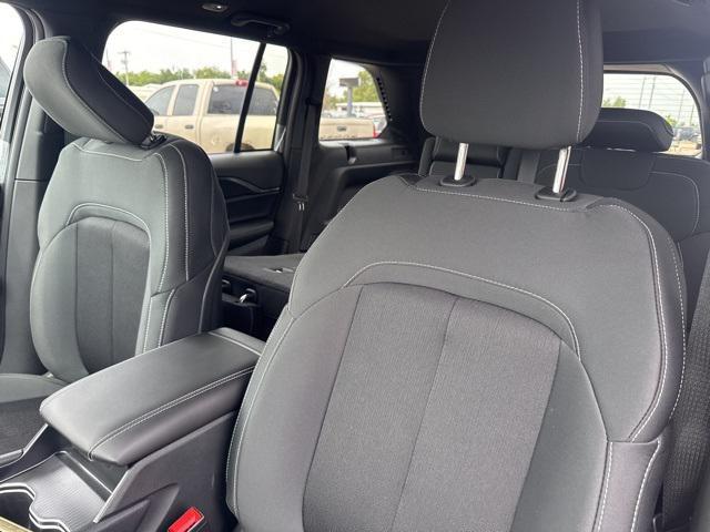 new 2025 Jeep Grand Cherokee car, priced at $33,125