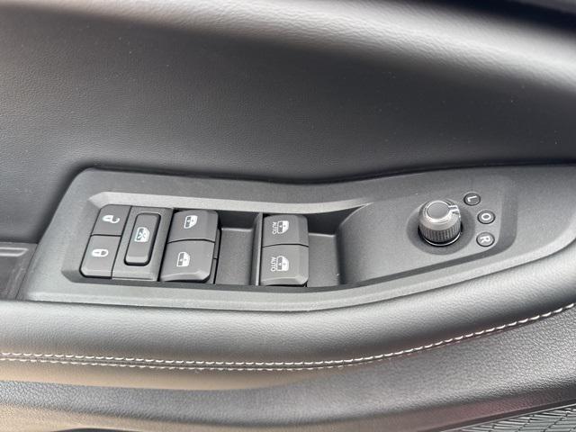 new 2025 Jeep Grand Cherokee car, priced at $33,125