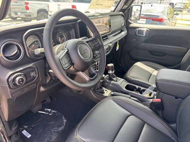 new 2025 Jeep Gladiator car, priced at $38,280