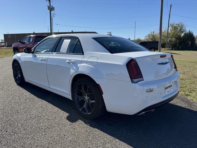 used 2022 Chrysler 300 car, priced at $25,988