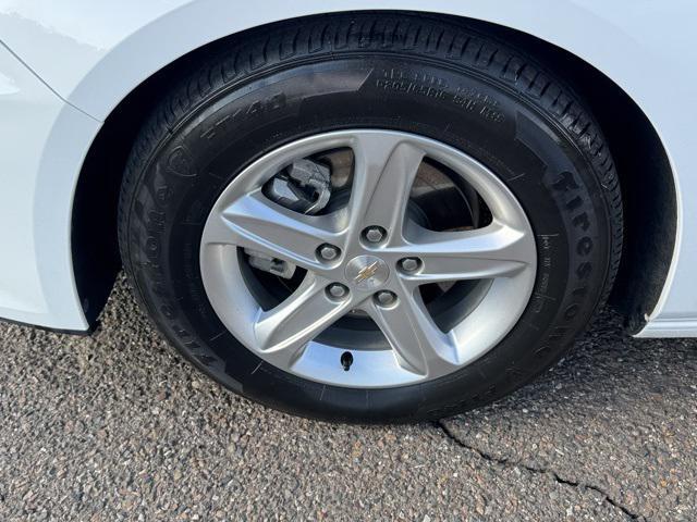 used 2024 Chevrolet Malibu car, priced at $17,988