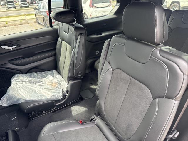 new 2025 Jeep Grand Cherokee L car, priced at $36,930