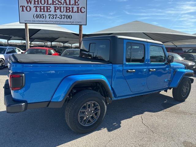 new 2024 Jeep Gladiator car, priced at $40,960