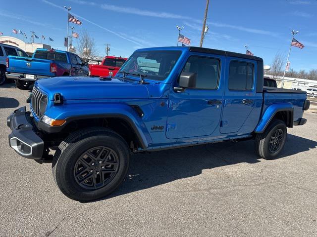 new 2024 Jeep Gladiator car, priced at $40,960