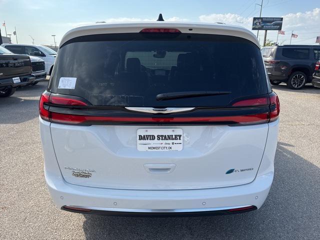 new 2025 Chrysler Pacifica car, priced at $61,480