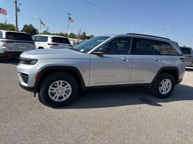 new 2025 Jeep Grand Cherokee car, priced at $32,525