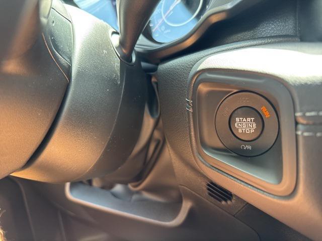 new 2025 Jeep Gladiator car, priced at $38,280