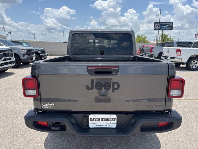 new 2025 Jeep Gladiator car, priced at $38,280