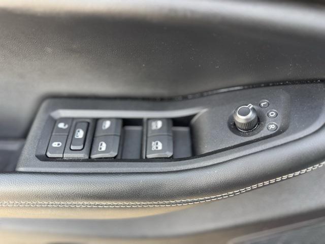used 2023 Jeep Grand Cherokee car, priced at $27,788