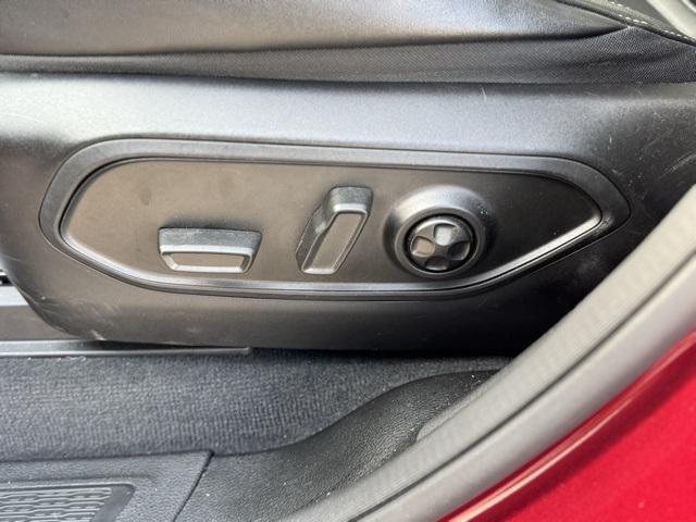 used 2023 Jeep Grand Cherokee car, priced at $27,788