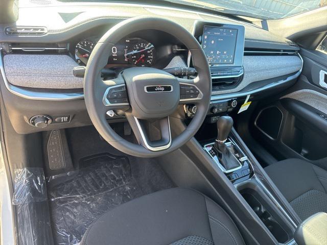 new 2025 Jeep Compass car, priced at $21,195