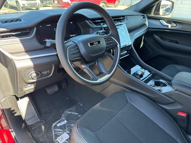 new 2025 Jeep Grand Cherokee L car, priced at $39,830