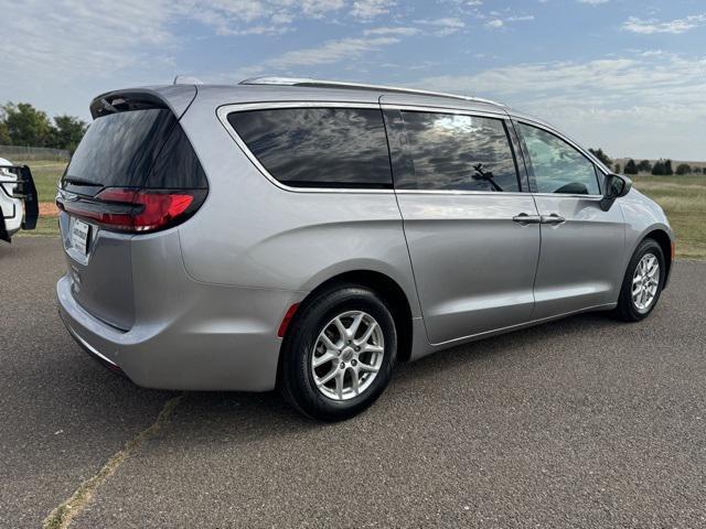 used 2021 Chrysler Pacifica car, priced at $20,998