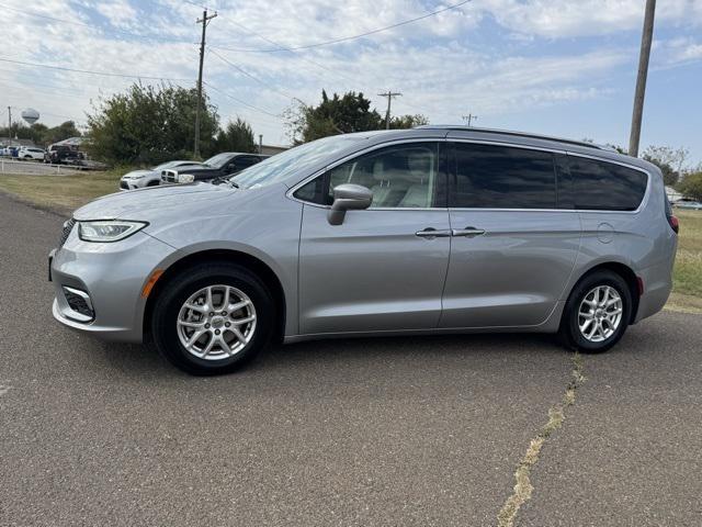 used 2021 Chrysler Pacifica car, priced at $20,998