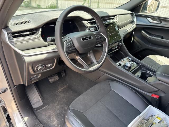 new 2025 Jeep Grand Cherokee L car, priced at $33,130