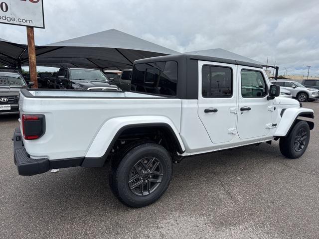 new 2025 Jeep Gladiator car, priced at $42,075