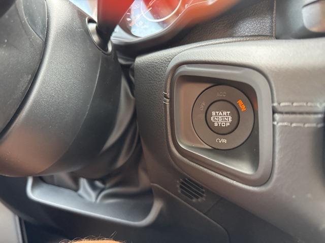 new 2025 Jeep Gladiator car, priced at $37,685