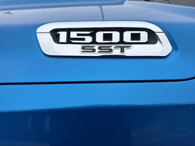 new 2025 Ram 1500 car, priced at $55,015