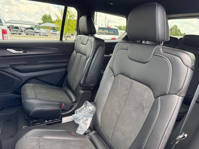 new 2025 Jeep Grand Cherokee L car, priced at $36,930